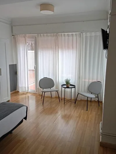Hostal El Ninot — foto 5