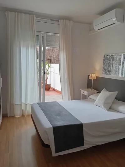 Hostal El Ninot — foto 6