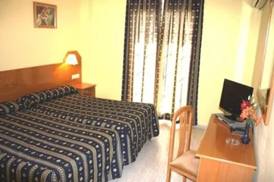 Hostal El Palomar — photo 11