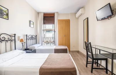 Hostal El Pilar — Foto 2