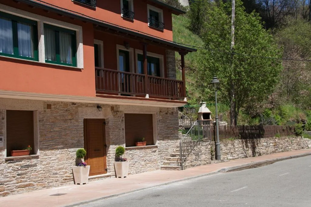 Quarto Duplo Deluxe — Hostal El Recanto