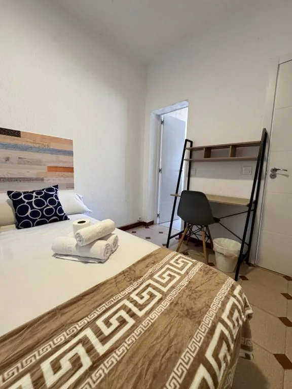 Quarto Duplo com Casa de Banho Privativa — Hostal El Torero