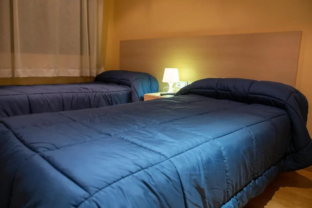 Camera doppia - 1 o 2 letti — Hostal El Trillero