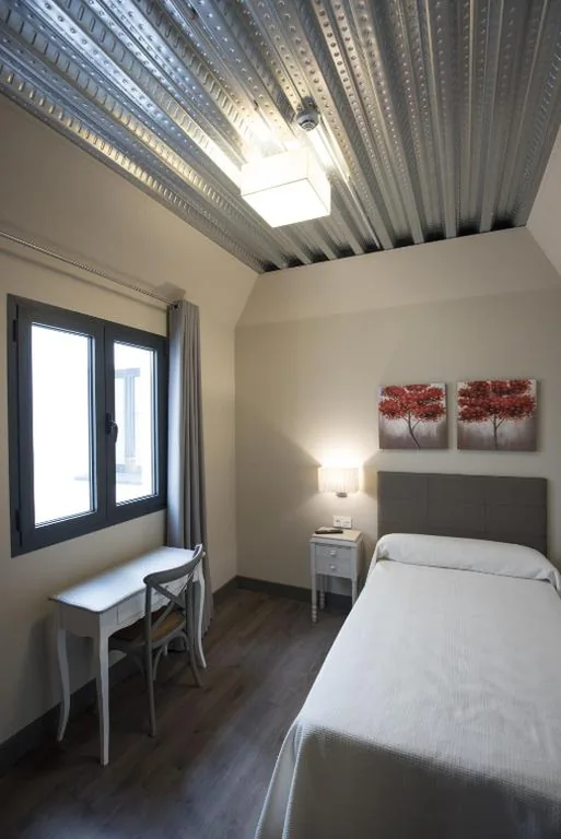 Eenpersoonskamer — Hostal Emeritae