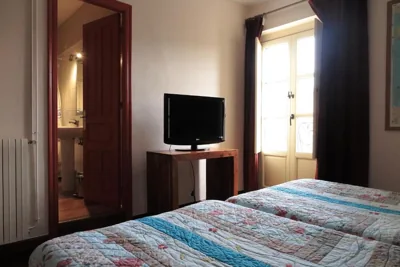 Hostal Esmeralda — foto 11