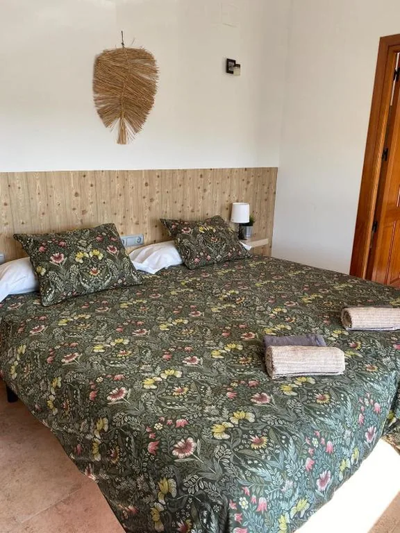 Tweepersoonskamer met eigen badkamer — Hostal Espai Mediterrani