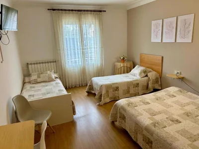 Hostal Estació — Foto 4
