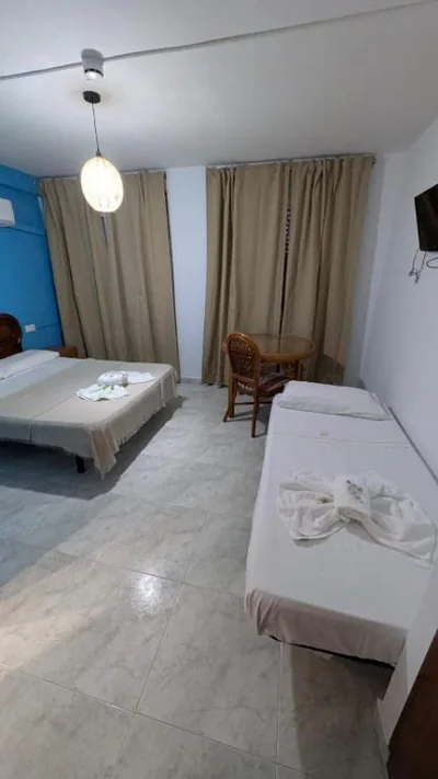 Hostal Europa — photo 9