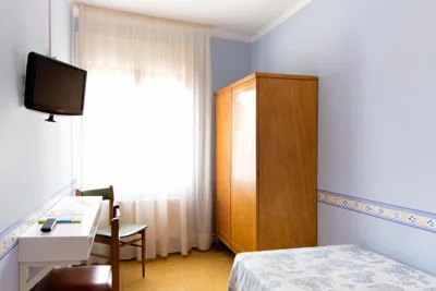 Hostal Fabrellas — foto 9