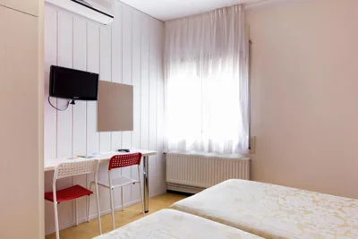 Hostal Fabrellas — foto 11