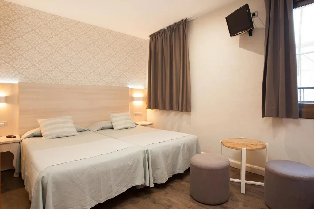 三人间 — Hostal Fernando