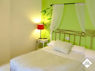 Hostal Five Gates — foto 4