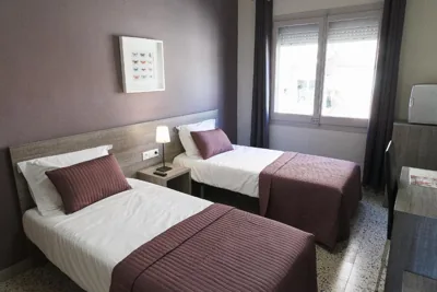 Hostal Fonda Montserrat — foto 11