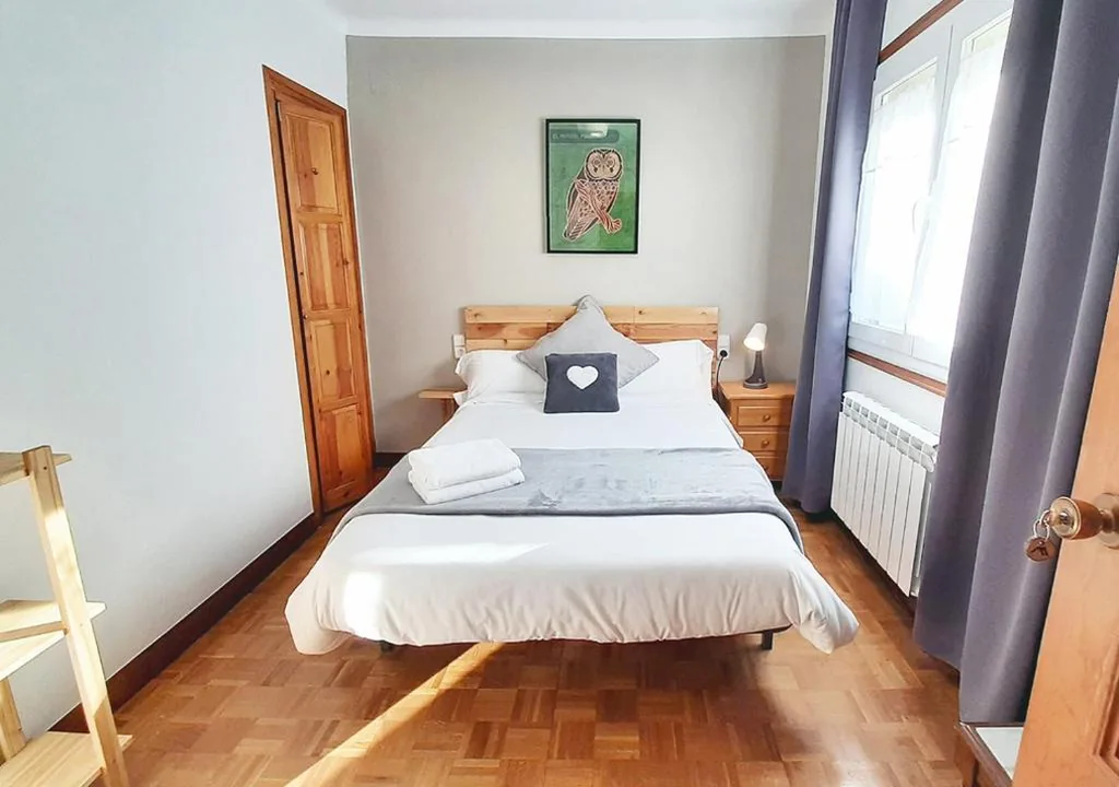 Habitación Doble con aseo compartido — Hostal Fonda Prat
