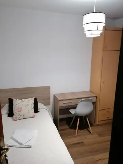 Hostal Forest — Foto 12