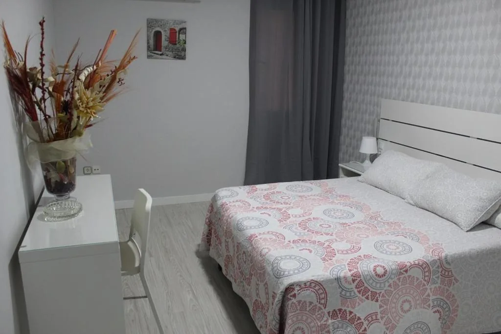 Double Room — Hostal Fuente del Pino