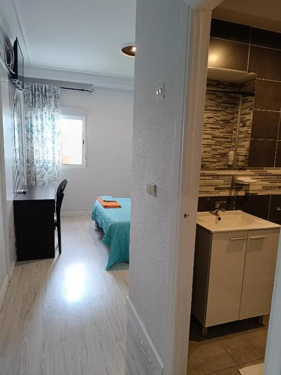Single Room — Hostal Fuente del Pino