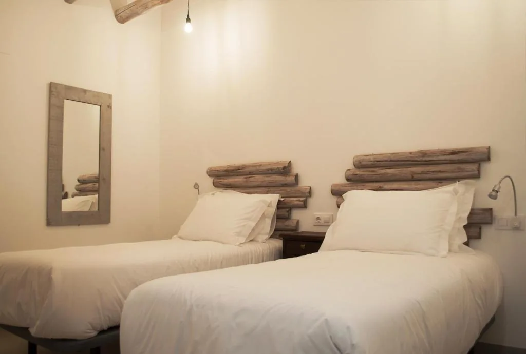 Camera Matrimoniale Standard — Hostal Gargal