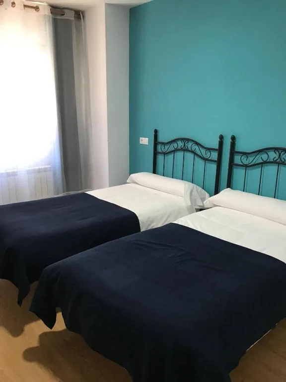 Standard-Doppelzimmer — Hostal Gemi