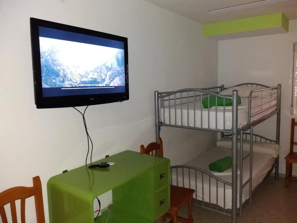 Habitación Familiar con baño — Hostal Gonzalez