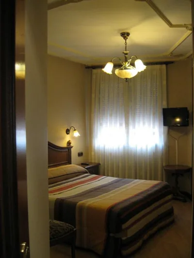 Hostal Granada — Foto 2