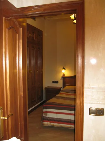 Hostal Granada — Foto 7