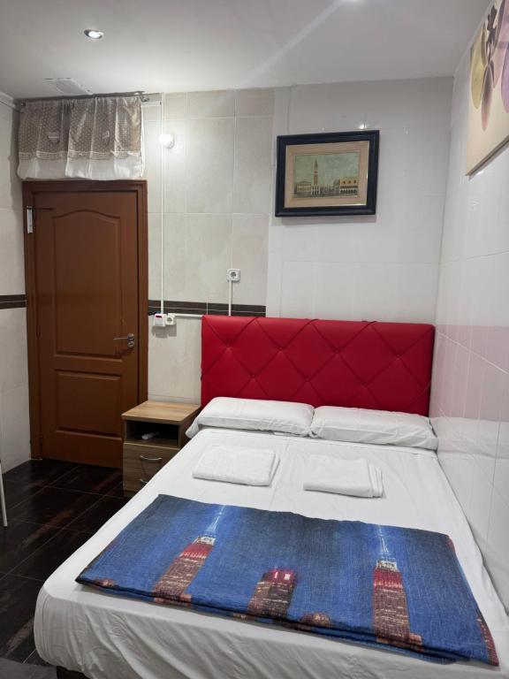 Hostal Granvia 628