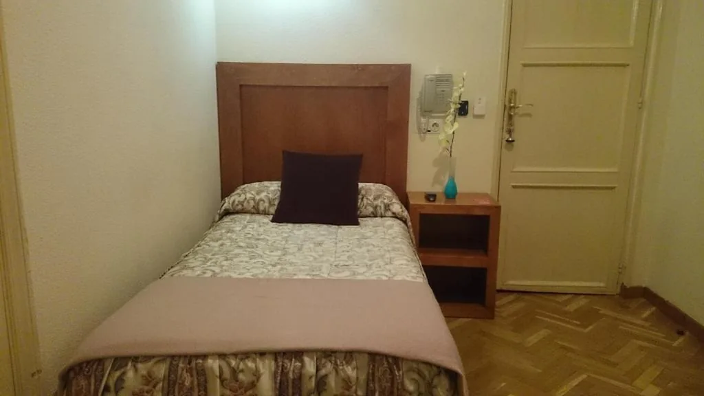 Quarto Individual — Hostal Greco Gran Vía Madrid