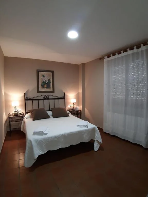 Habitación cuádruple — Hostal Gúdar