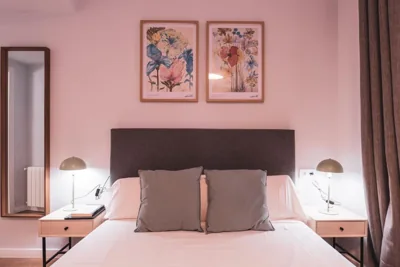 Hostal Guzman El Bueno by gaiarooms — photo 4