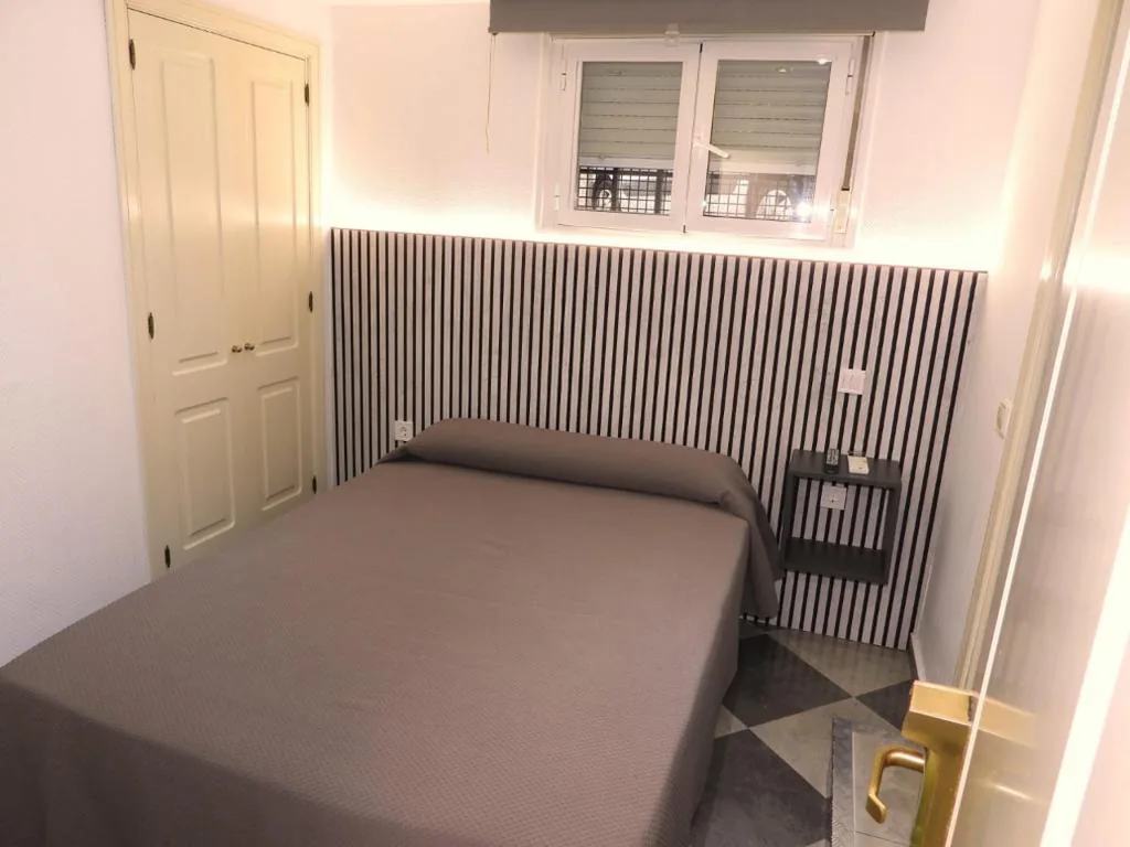 Quarto Duplo Standard — HOSTAL HENARES