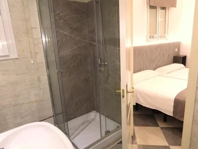 HOSTAL HENARES — foto 8