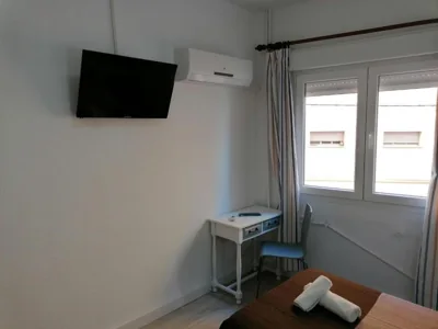Hostal Hernan Cortes — foto 2