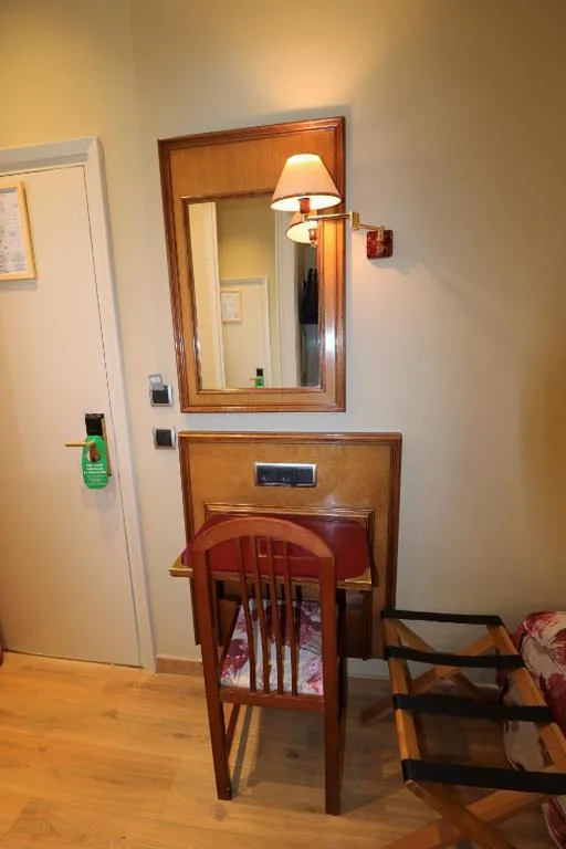 Habitación Individual — Hostal Hispano - Argentino Gran Vía