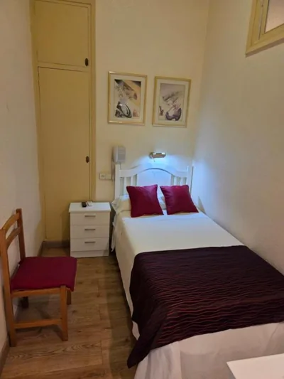 Hostal Hispano - Argentino Gran Vía — foto 4