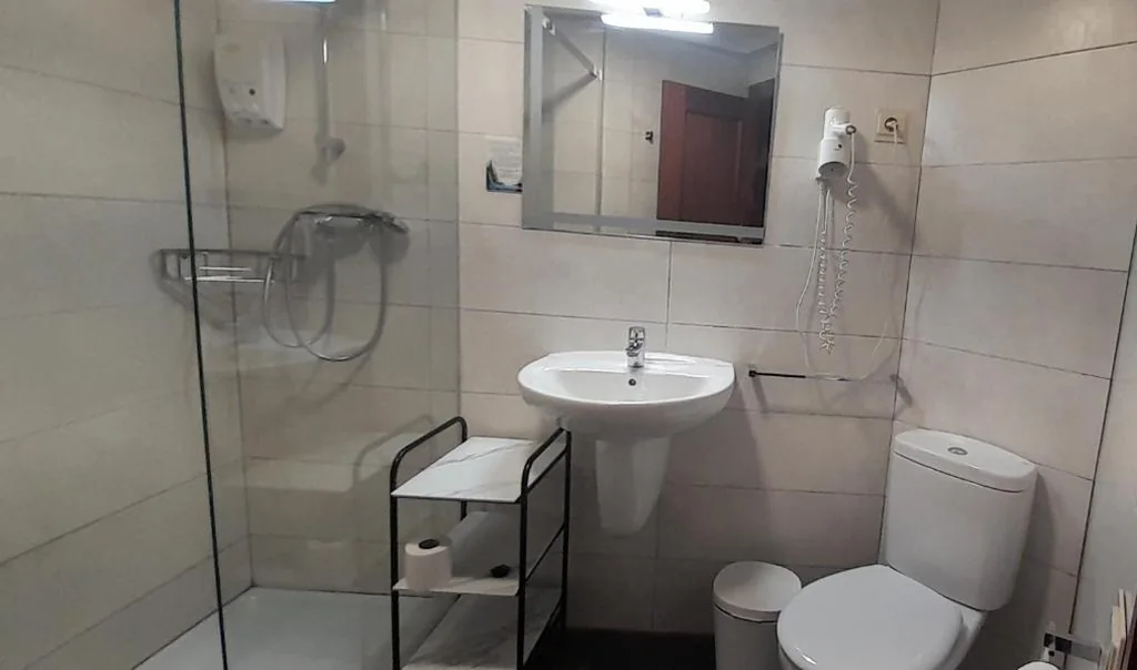 Familienzimmer — Hostal Hispano