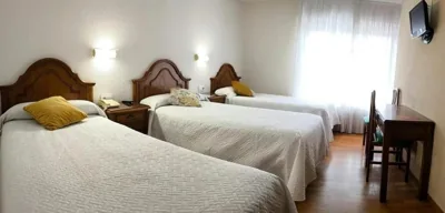 Hostal Hispano — Foto 2