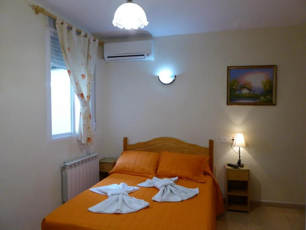 Hostal Huespedes Toledo