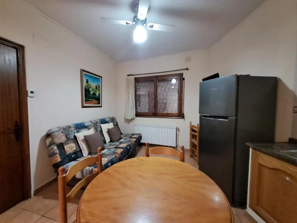 Appartamento 1rB - una camera da letto — Hostal i Apartaments Populetus