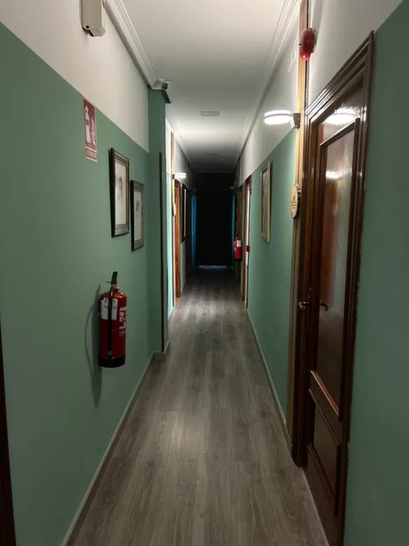 Triple Room — Hostal imperio