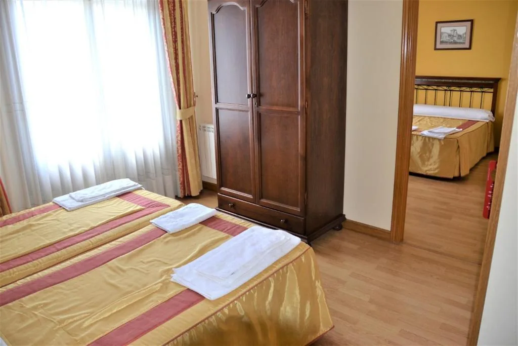 Familiekamer — Hostal Infanta Doña Leonor