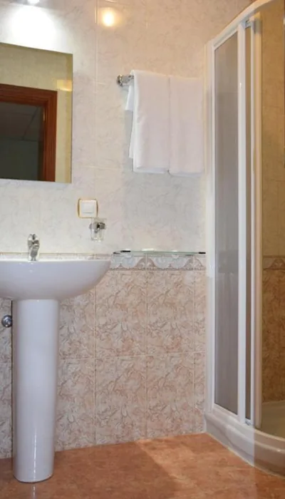 Hostal Infante Peñafiel — foto 8