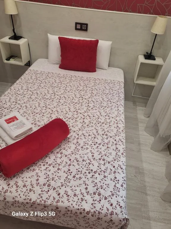 Habitación Individual — Hostal Inn Madrid