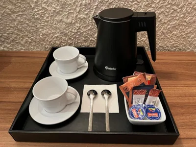Hostal Iznájar Barcelona — foto 9
