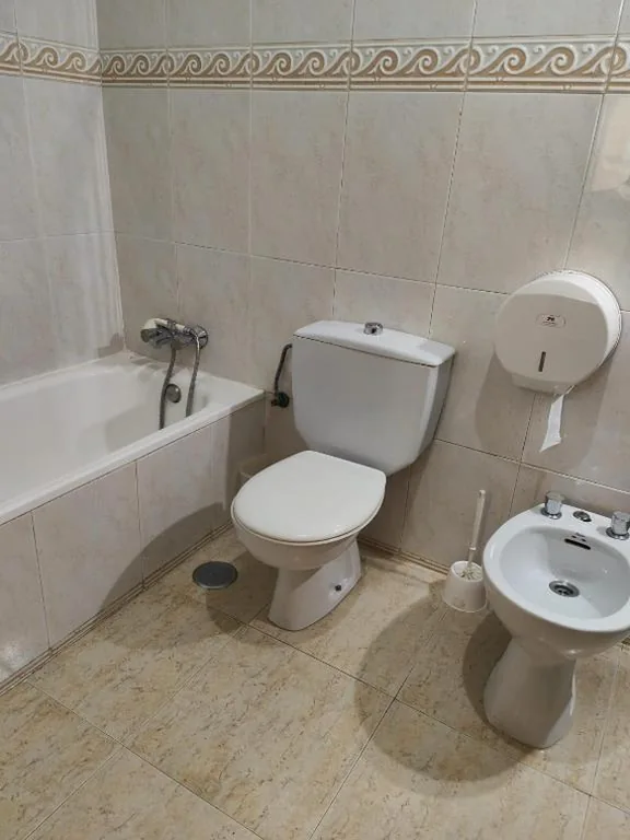 Tweepersoonskamer met eigen badkamer — Hostal Jose Luis