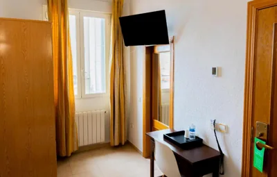 Hostal Josefina-Gran Vía — foto 9