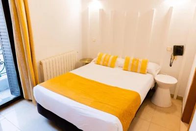 Hostal Josefina-Gran Vía — foto 11