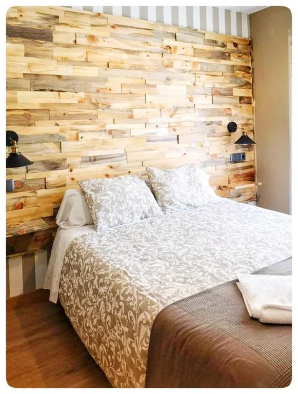 Quarto Duplo Deluxe com vista para a cidade - 1 ou 2 camas — Hostal Juan Bravo