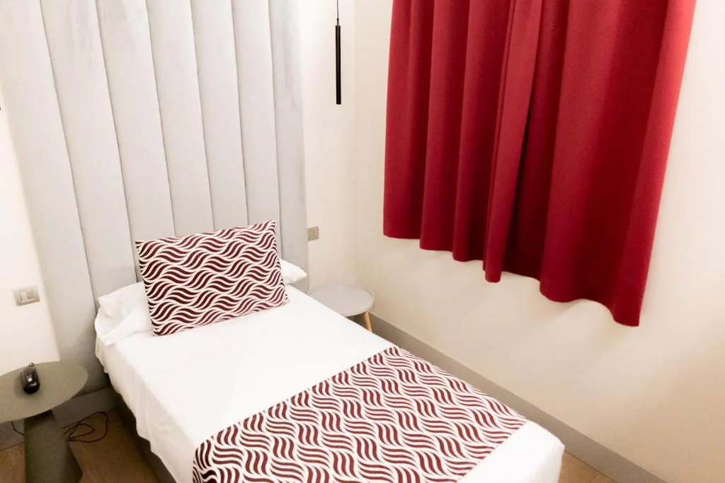 Camera singola Standard — Hostal Juliette-Gran Vía
