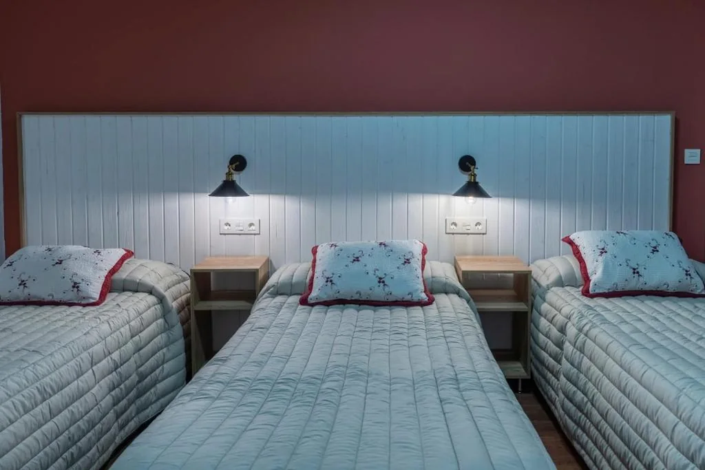 Triple Room with Private Bathroom — Hostal Julio Cesar